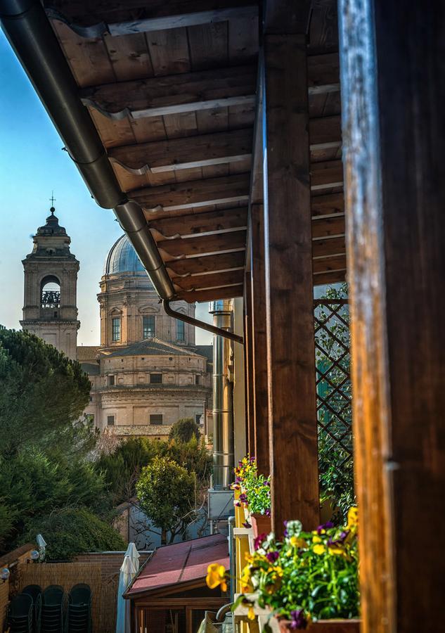 Locanda Il Giullare Pellegrino Santa Maria Degli Angeli  Eksteriør billede