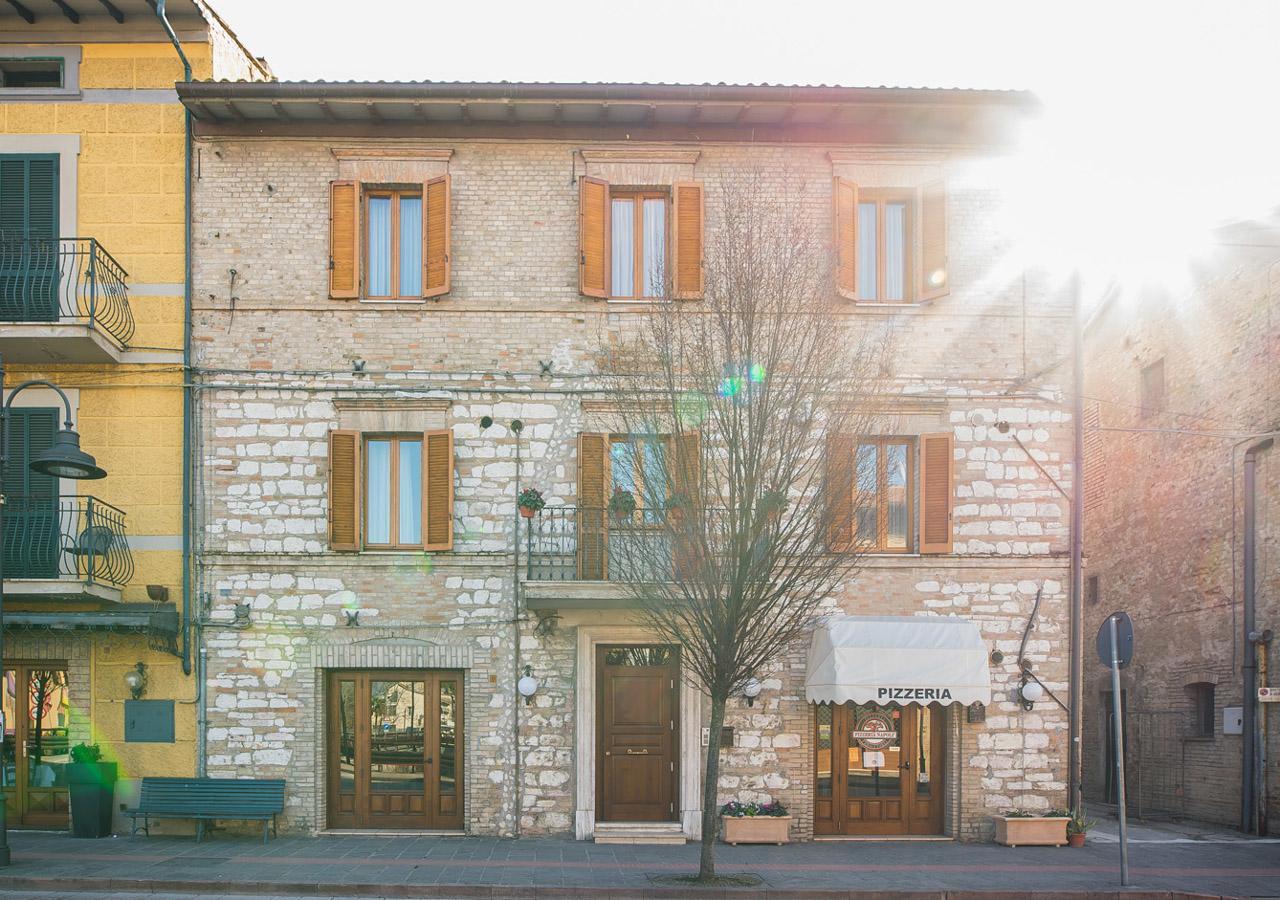 Locanda Il Giullare Pellegrino Santa Maria Degli Angeli  Eksteriør billede